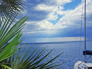 Schiff im Gardasee